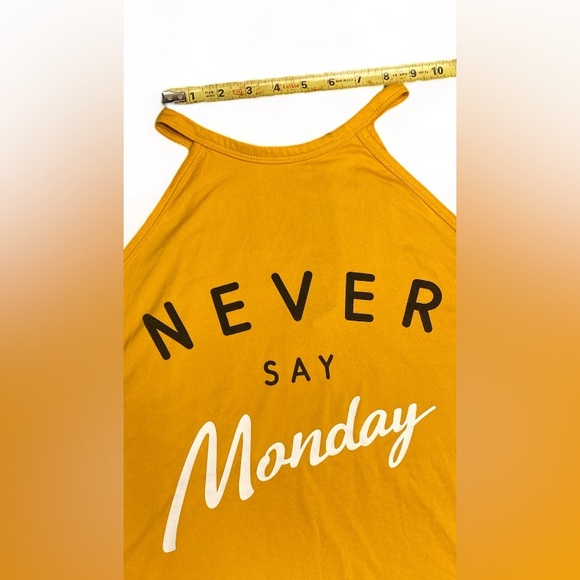 Wound Up, Sleeveless Never Say Monday Top - Picture 6 of 7
